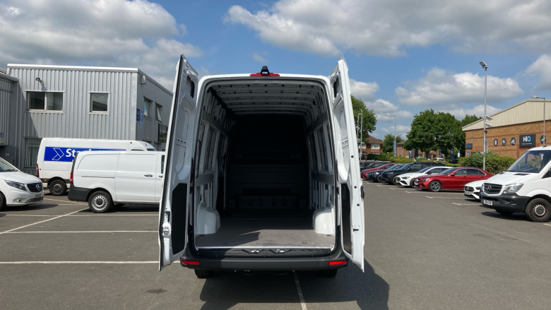Mercedes-Benz Sprinter 315Cdi L3 Diesel Rwd 3.5t H2 Pro Van